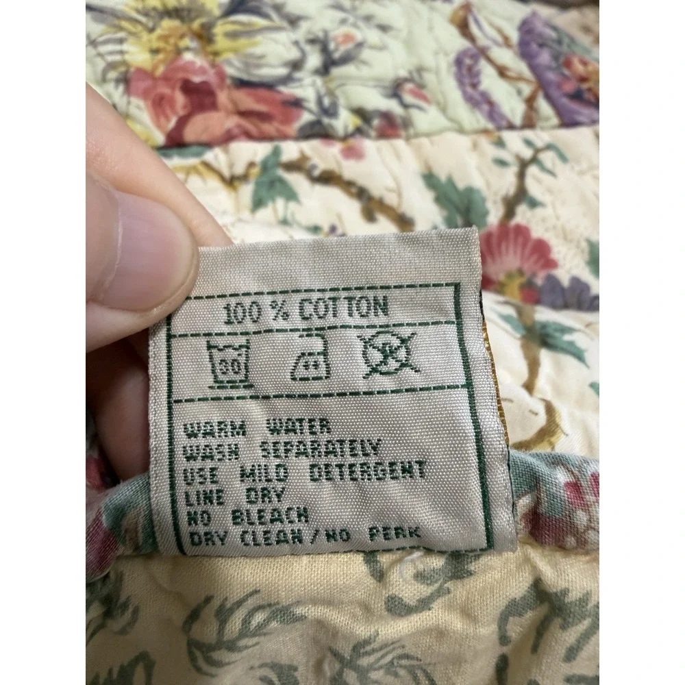 Vintage J. Clayton International Quilt Full Size Cotton Floral Flaws 80x88